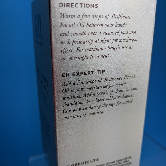 Emma Hardie Brilliance Facial Oil - Picture 4 of 5
